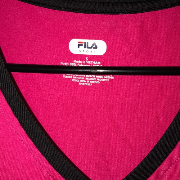 Short sleeve Fila top - Picture 2 of 4